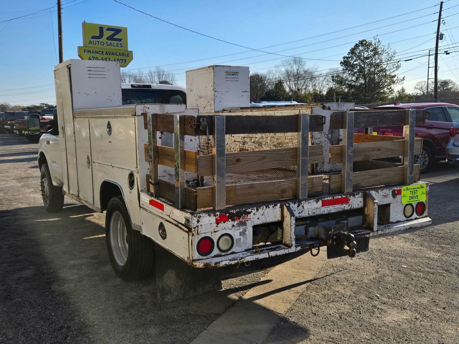 Used 2004 Ford F550 2WD Regular Cab Super Duty image 5