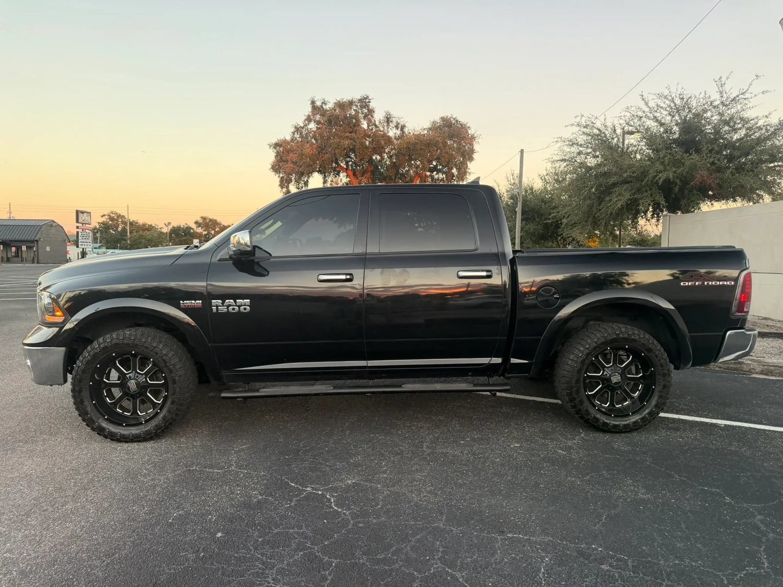 Used 2013 RAM 1500 Laramie w/ Protection Group AWD/4WD image 10