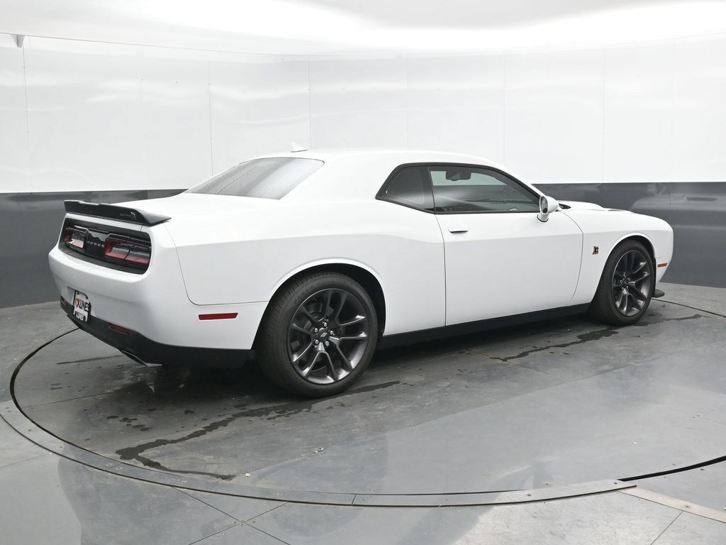 Used 2021 Dodge Challenger R/T Scat Pack RWD image 3