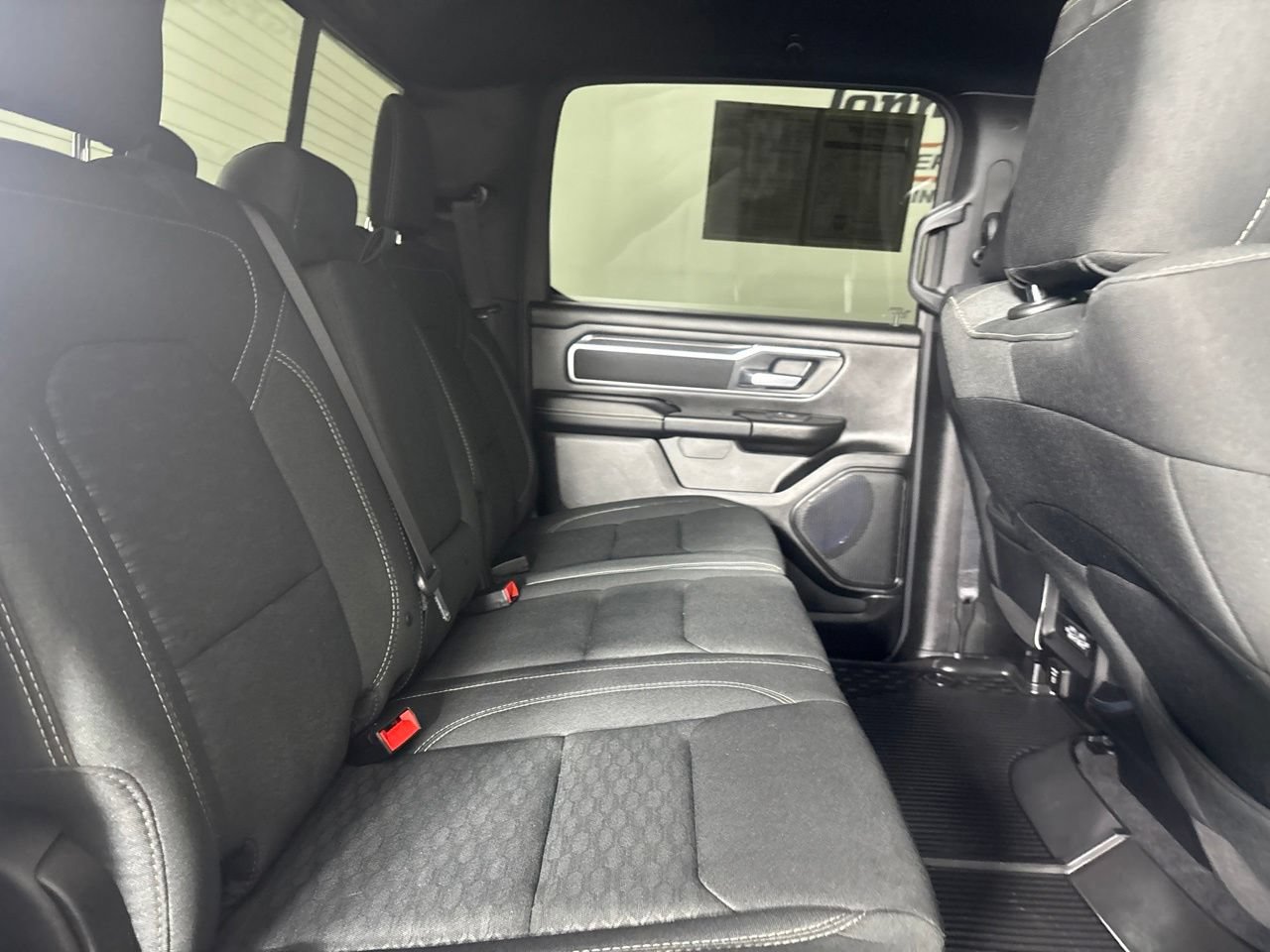Used 2025 RAM 1500 Big Horn AWD/4WD image 28
