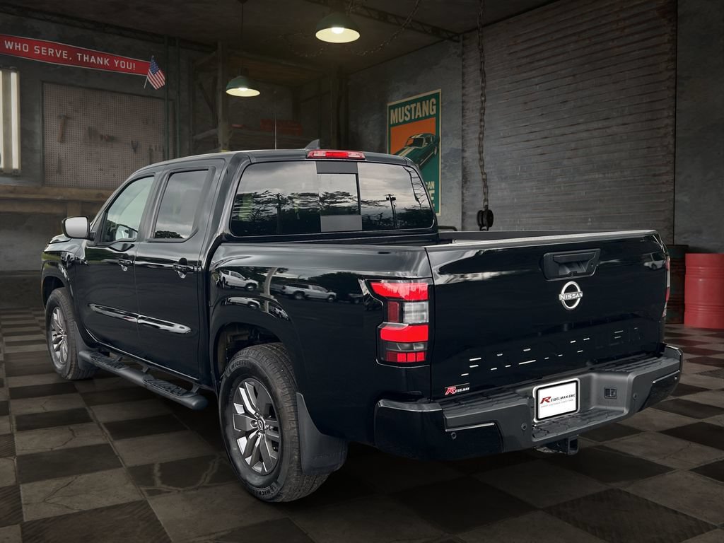 Used 2025 Nissan Frontier SV w/ SV Convenience Package RWD image 5