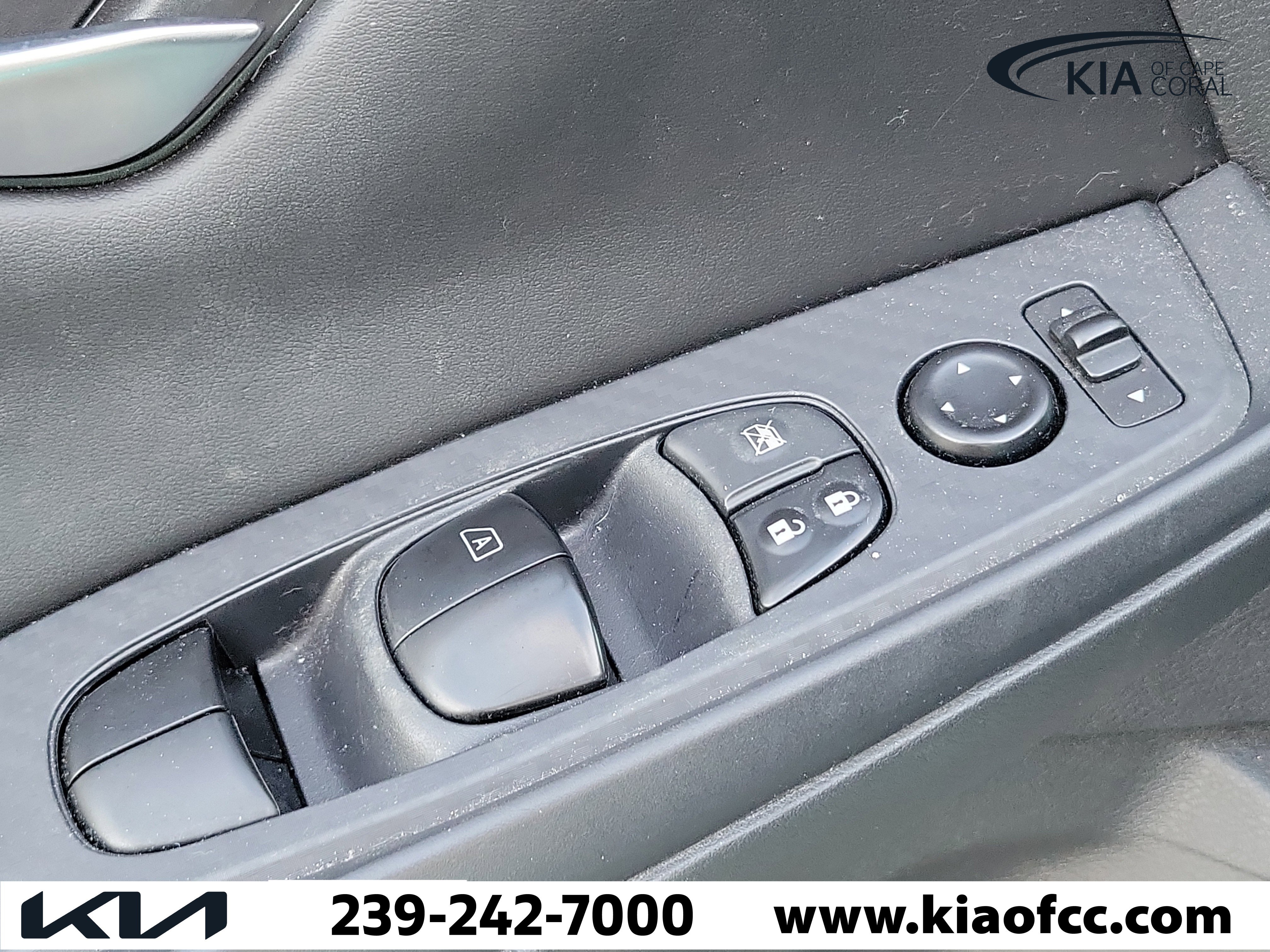 Used 2023 Nissan Sentra SV image 15