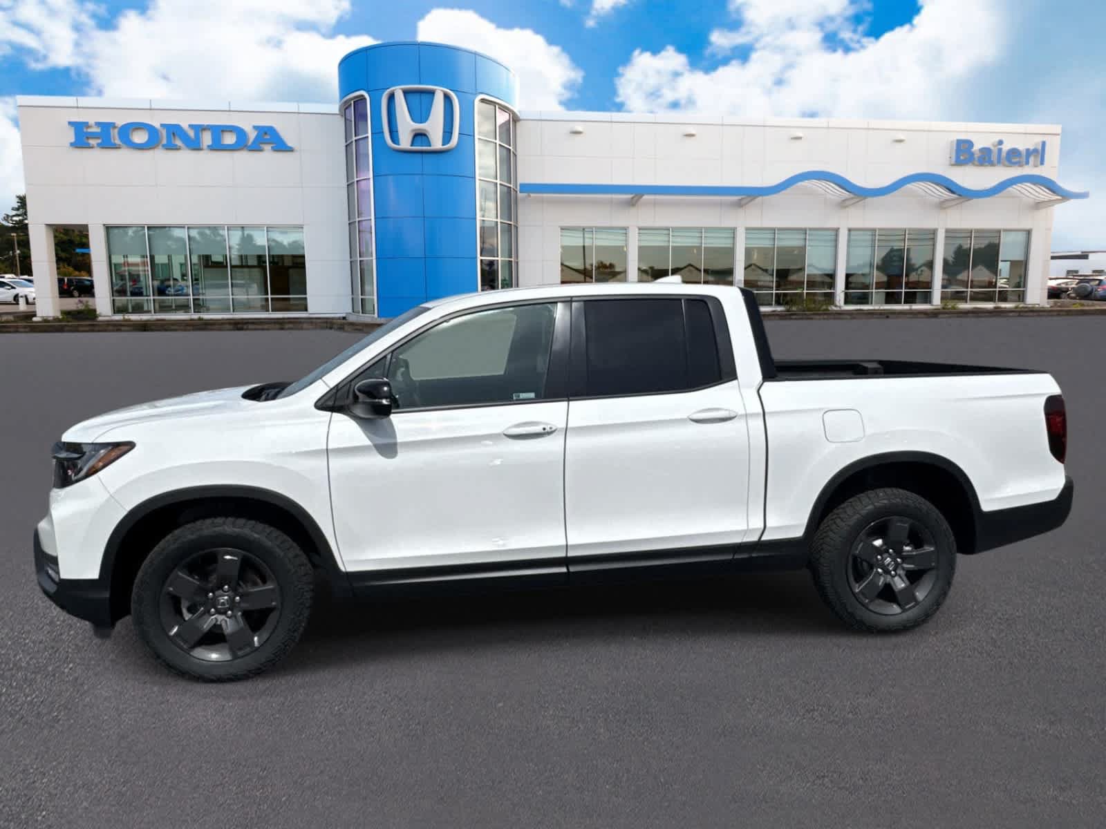 Used 2026 Honda Ridgeline TrailSport image 2