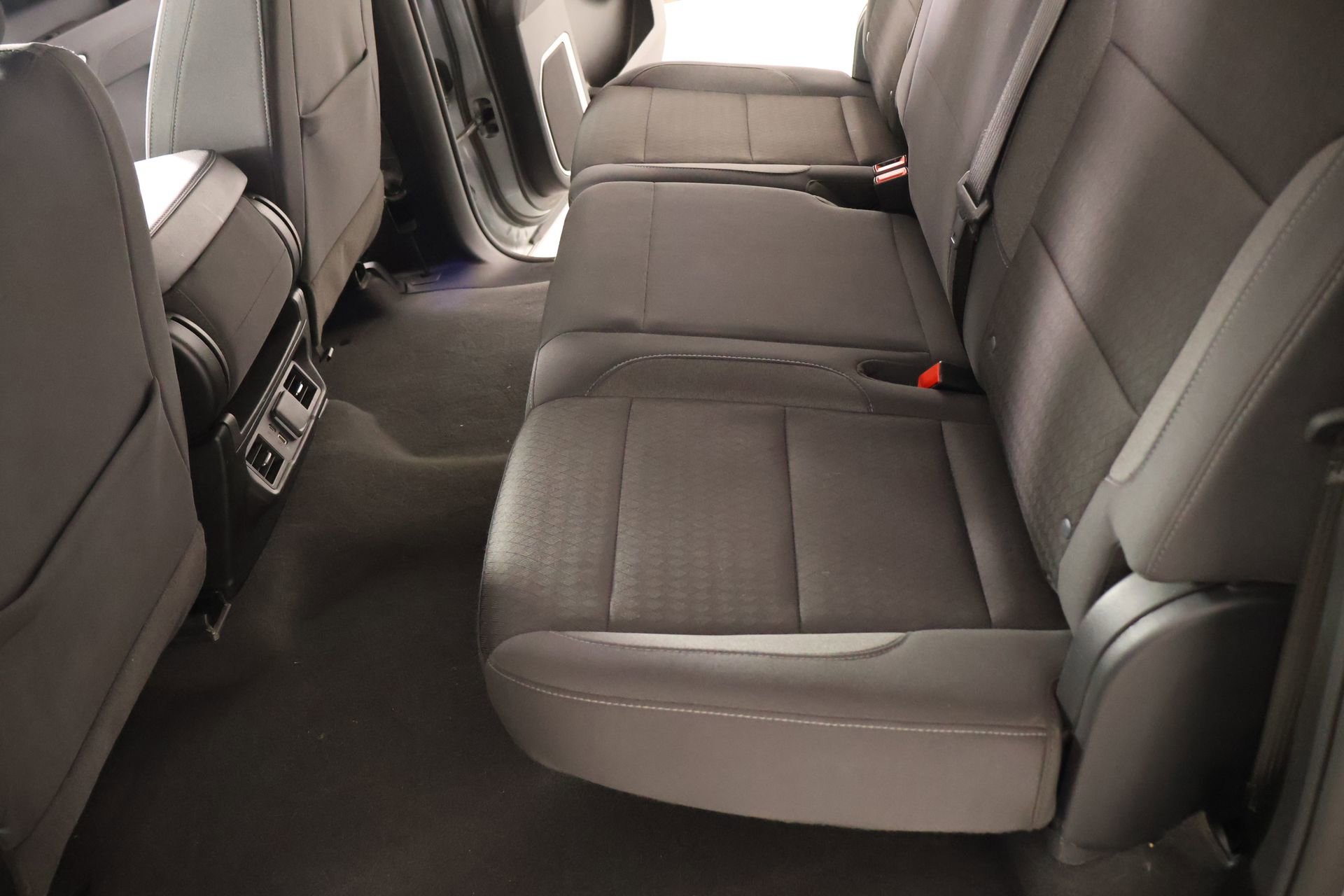 Used 2025 Chevrolet Silverado 1500 LT AWD/4WD image 12