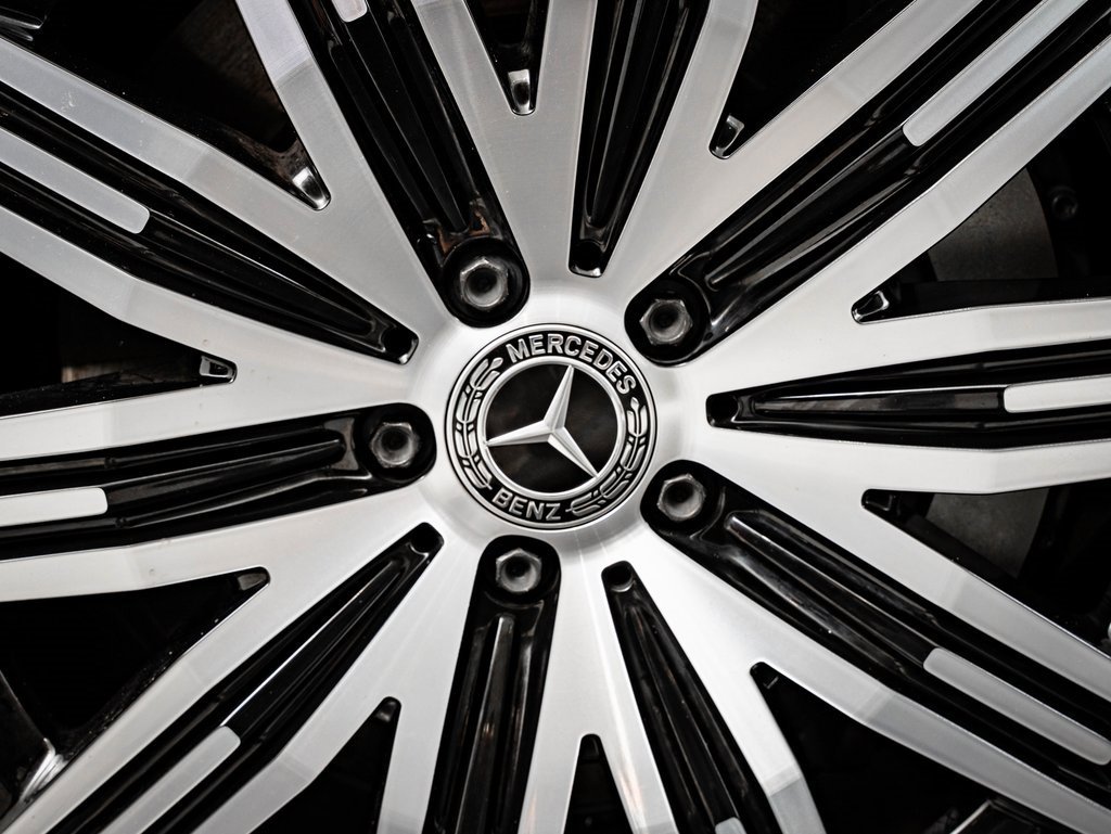 Certified 2023 Mercedes-Benz EQS 580 4MATIC SUV image 8