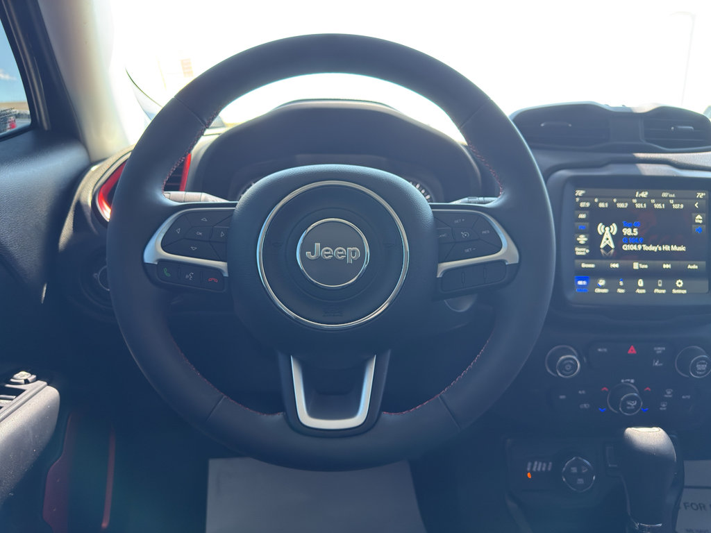 Certified 2023 Jeep Renegade Trailhawk AWD/4WD image 14