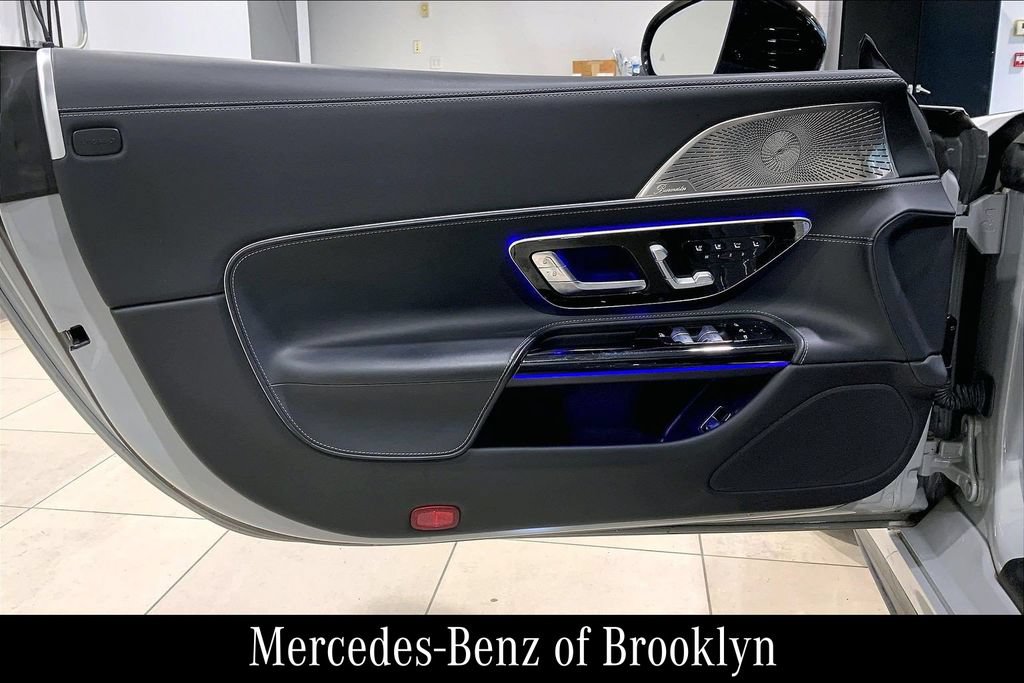 Certified 2022 Mercedes-Benz SL 55 AMG 4MATIC image 20