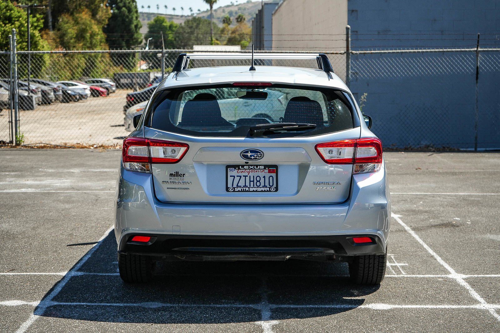 Used 2017 Subaru Impreza 2.0i AWD/4WD image 5