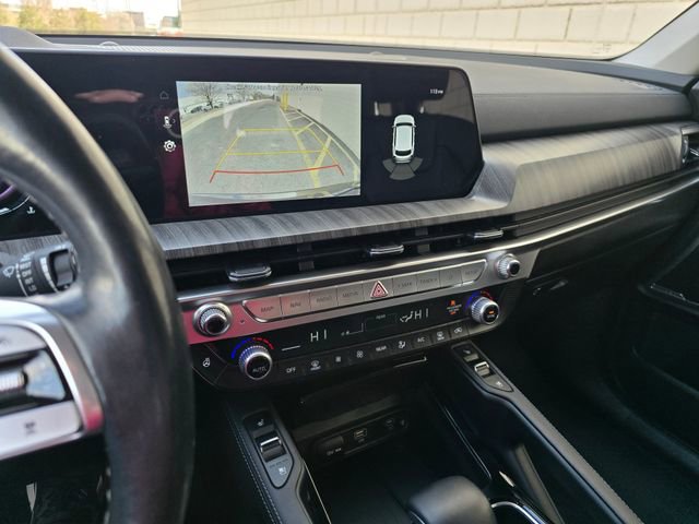 Used 2023 Kia Telluride EX image 64