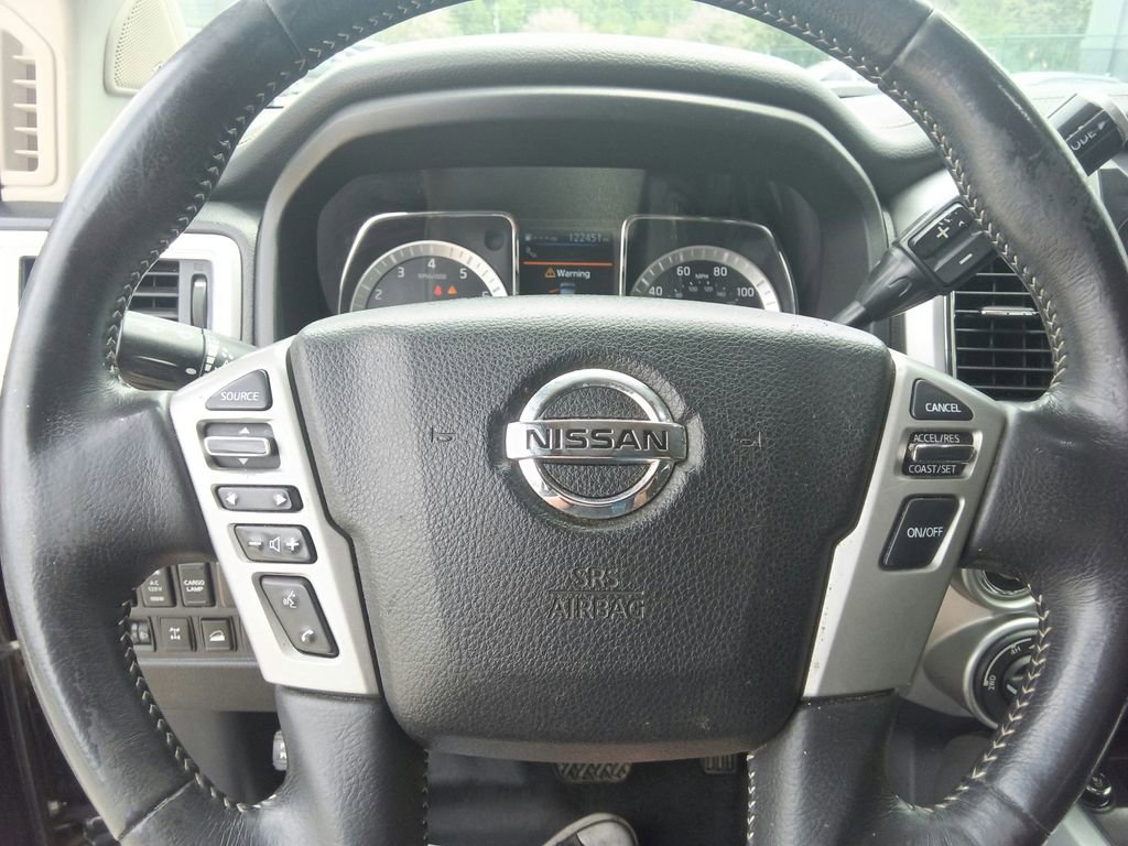 Used 2019 Nissan Titan PRO-4X w/ Pro-4x Convenience Package AWD/4WD image 21