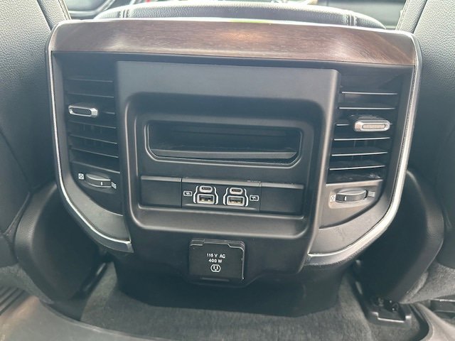 Used 2022 RAM 1500 Laramie AWD/4WD image 25
