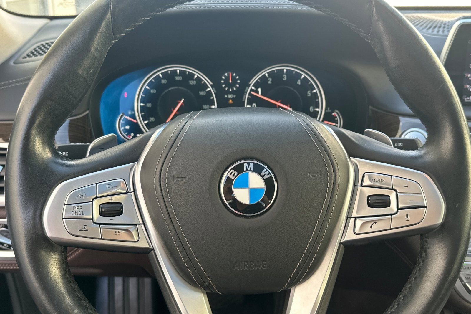 Used 2018 BMW 750i 750i image 25