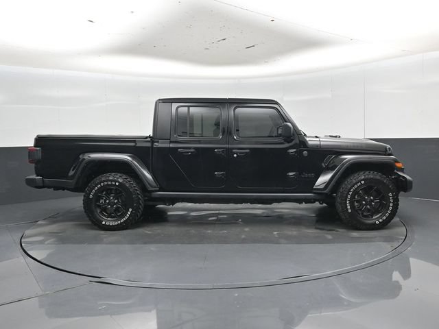 Used 2024 Jeep Gladiator Sport AWD/4WD image 2