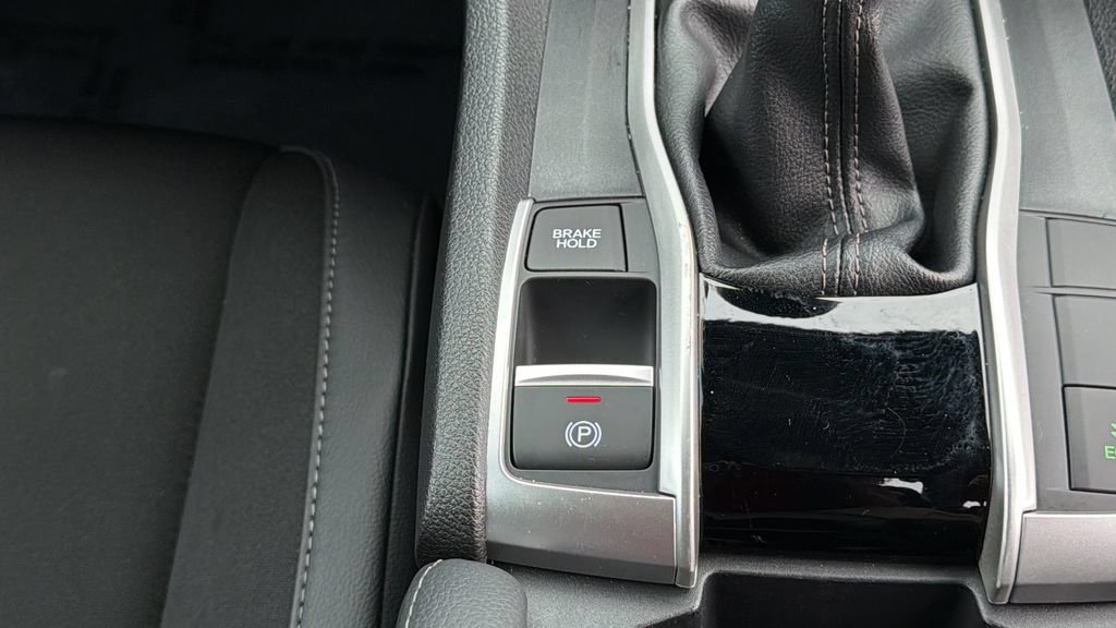 Used 2020 Honda Civic Sport image 13
