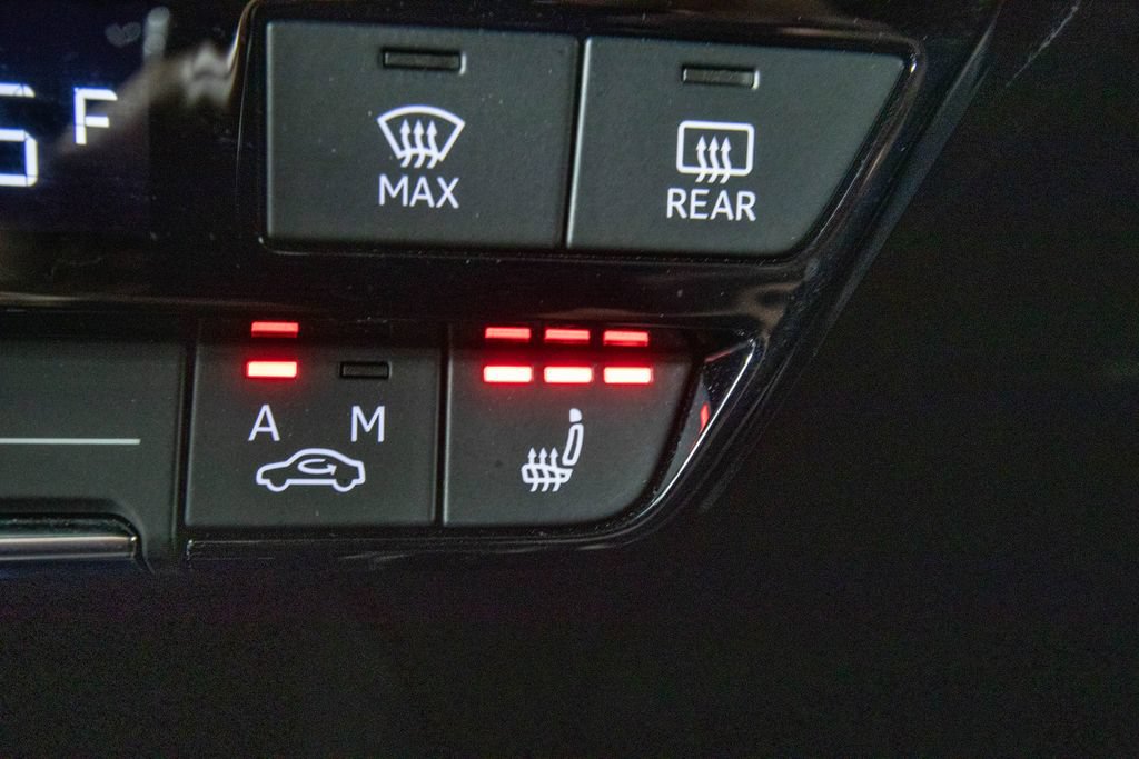 Used 2022 Audi Q4 e-tron Premium Plus AWD/4WD image 24