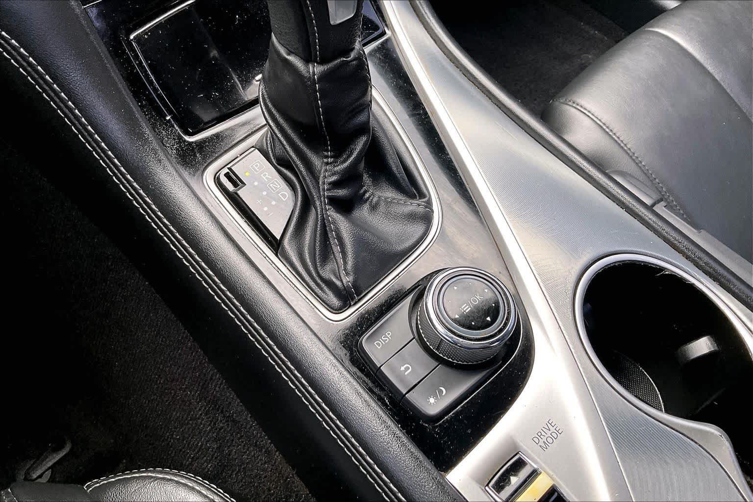 Used 2019 INFINITI Q60 3.0t Luxe AWD/4WD image 33