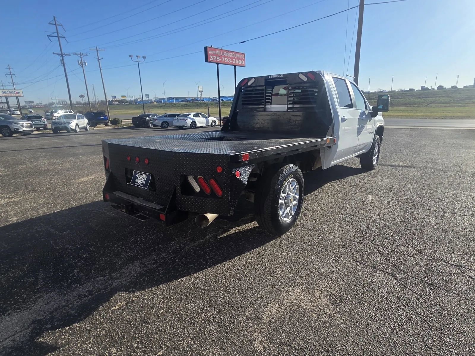 Used 2022 Chevrolet Silverado 2500 LT w/ Convenience Package image 7