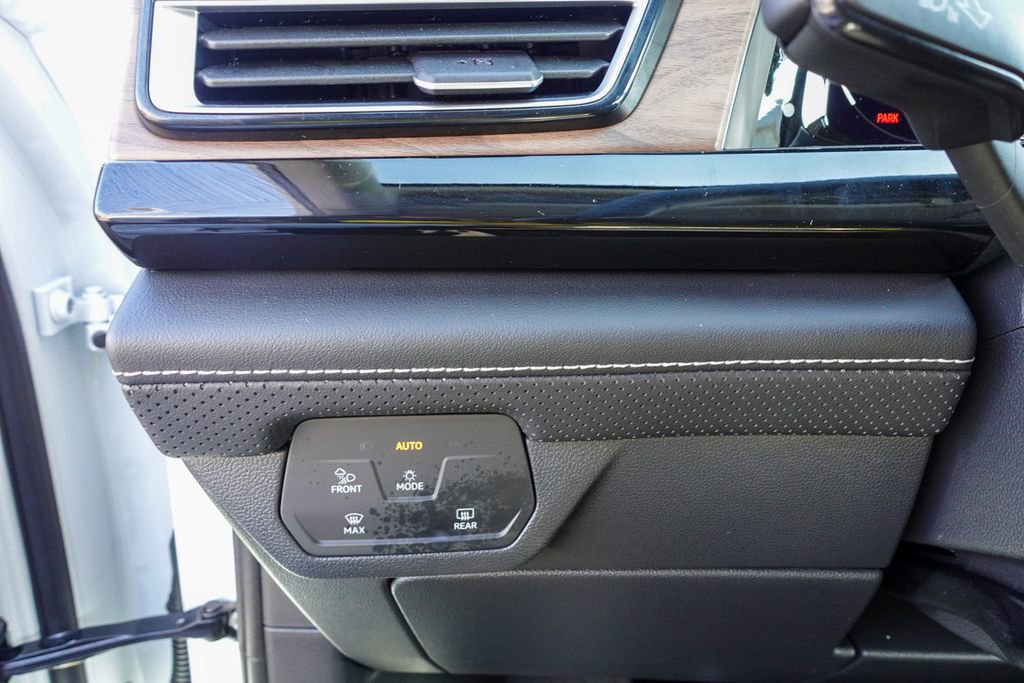 New 2026 Volkswagen Atlas SE image 20