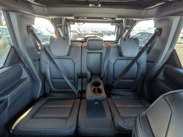 New 2025 Ford Bronco Badlands w/ Sasquatch Package AWD/4WD image 14