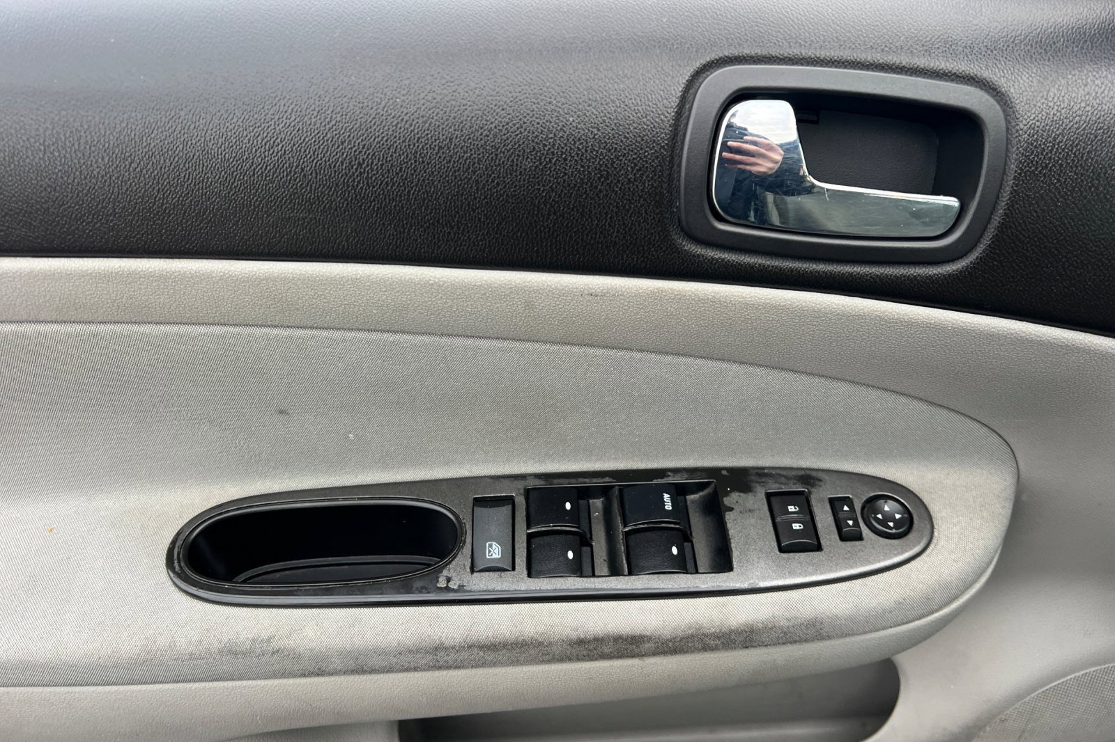 Used 2008 Chevrolet Cobalt LT w/ Preferred Equipment Group image 8