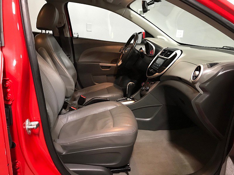 Used 2017 Chevrolet Sonic Premier image 13