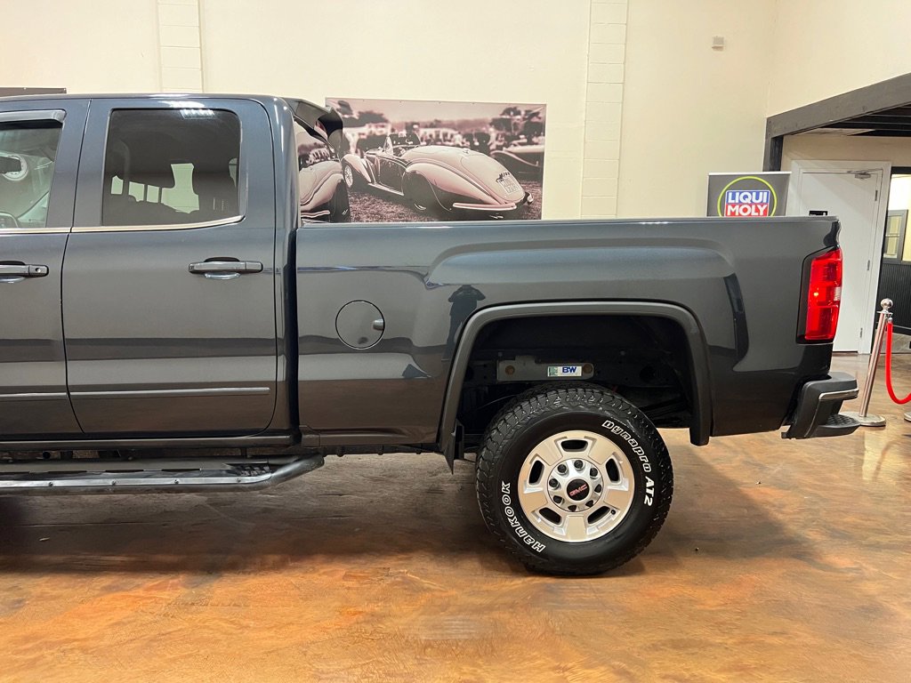 Used 2019 GMC Sierra 2500 SLE w/ SLE Preferred Package AWD/4WD image 7