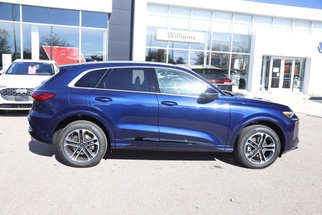 New 2025 Audi Q5 Premium Plus image 2