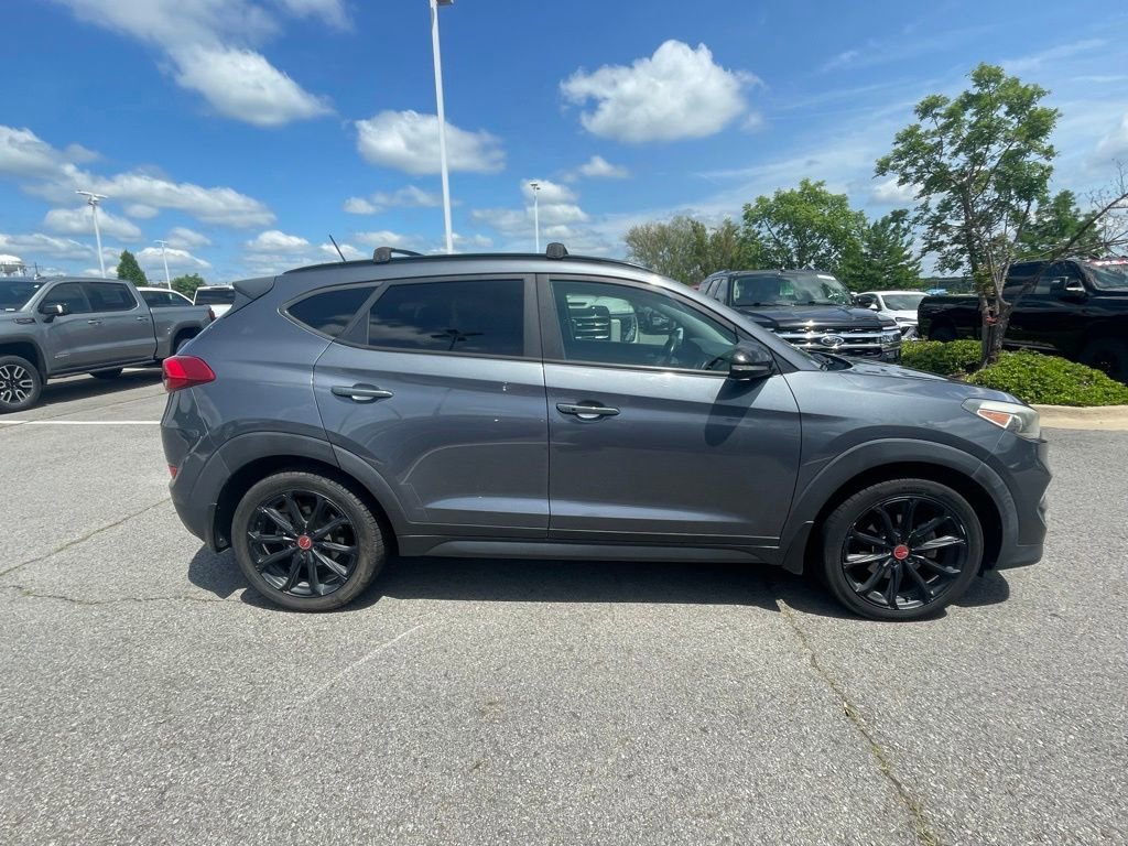 Used 2017 Hyundai Tucson Night FWD image 8