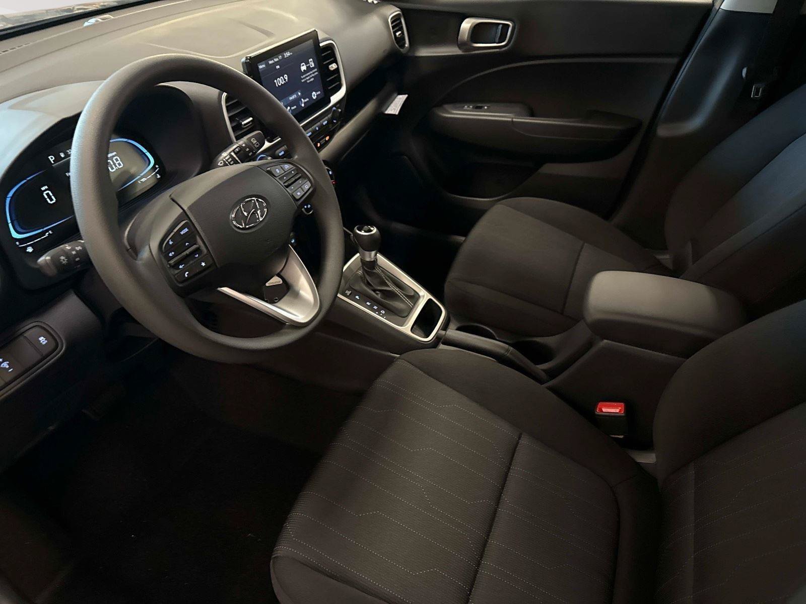 New 2026 Hyundai Venue SE FWD image 21