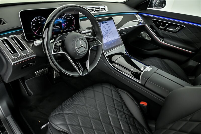 Used 2025 Mercedes-Benz S 580 4MATIC Sedan image 21