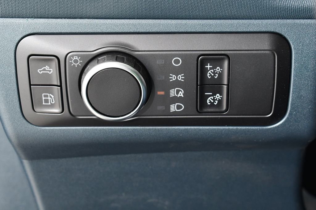 New 2025 Ford Maverick XLT w/ Equipment Group 301A image 32