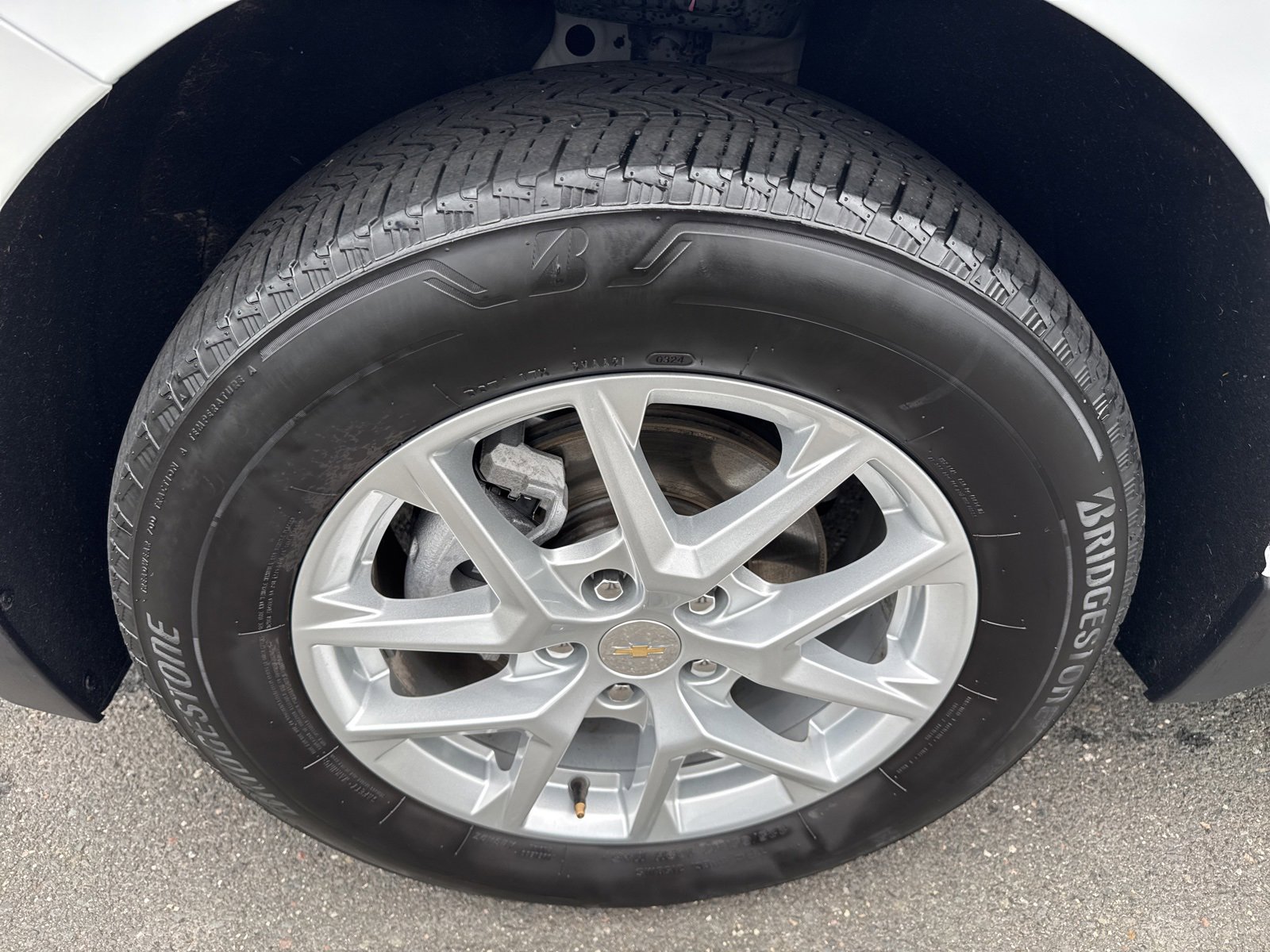 Used 2024 Chevrolet Equinox LT image 11