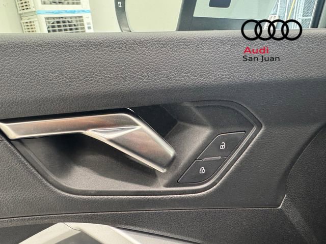 Used 2025 Audi Q3 2.0T Premium w/ Convenience Package image 29