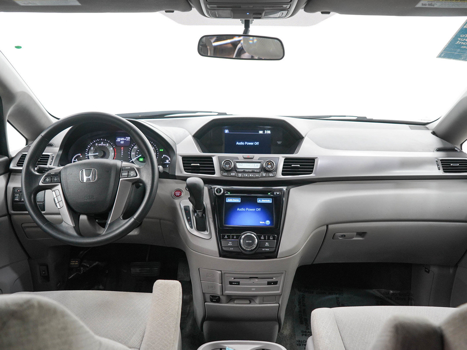 Used 2016 Honda Odyssey SE image 18