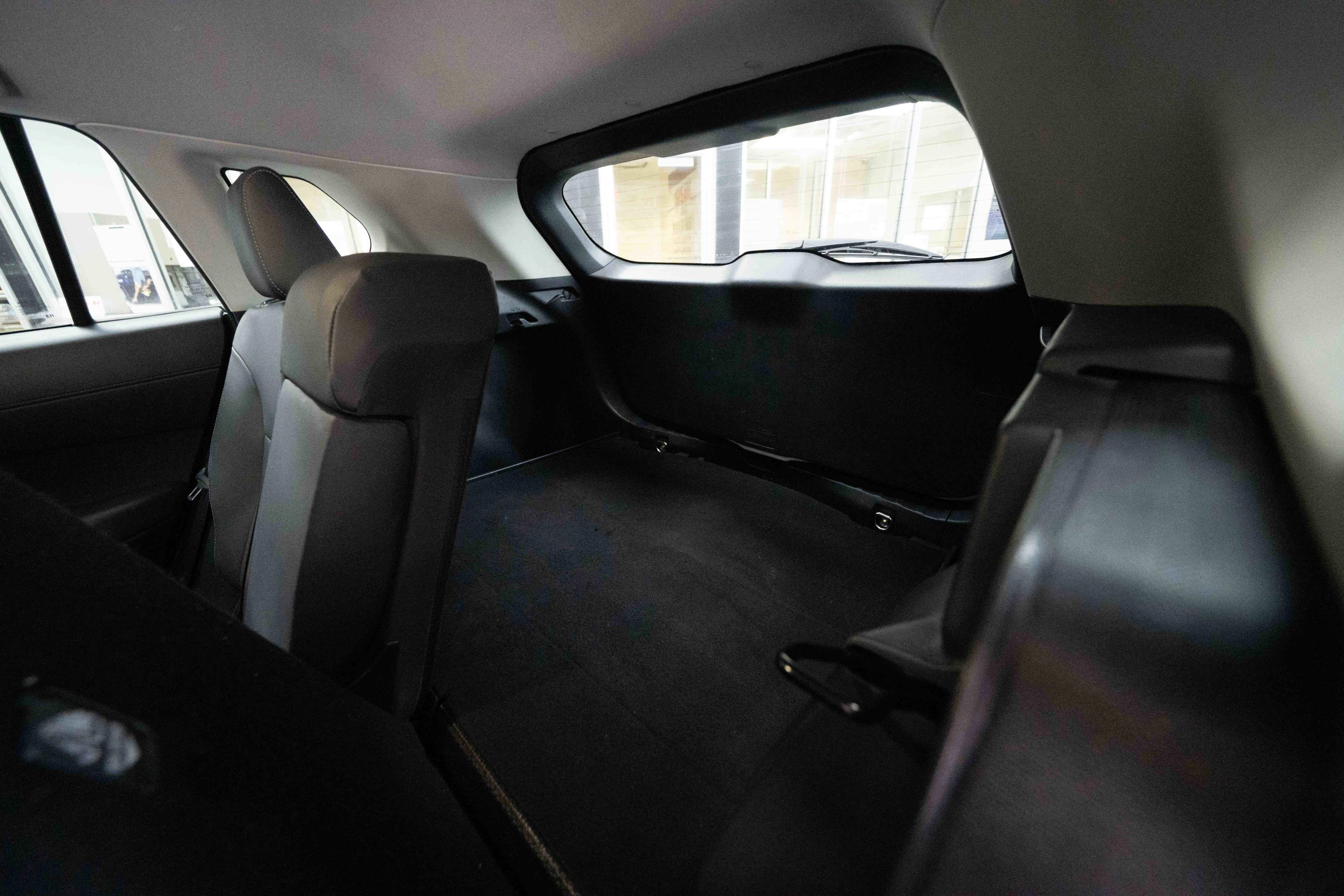 Used 2023 Toyota Corolla Cross XLE image 24