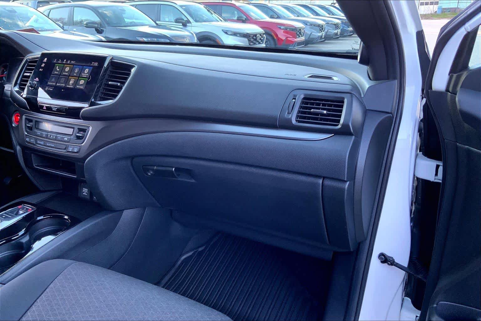 Used 2021 Honda Passport Sport image 19