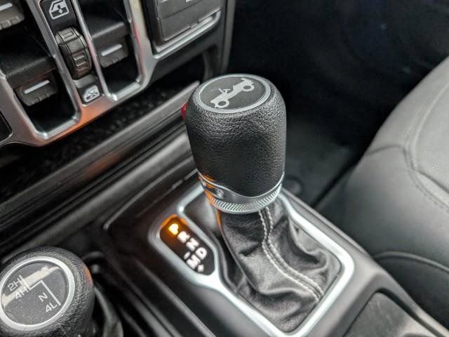 Used 2020 Jeep Wrangler Unlimited Sahara image 22