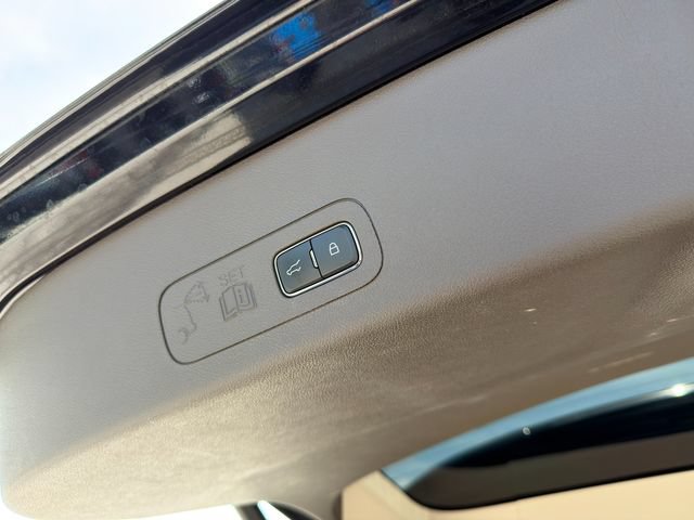 Used 2024 Lincoln Aviator Reserve w/ Equipment Group 201A RWD image 53