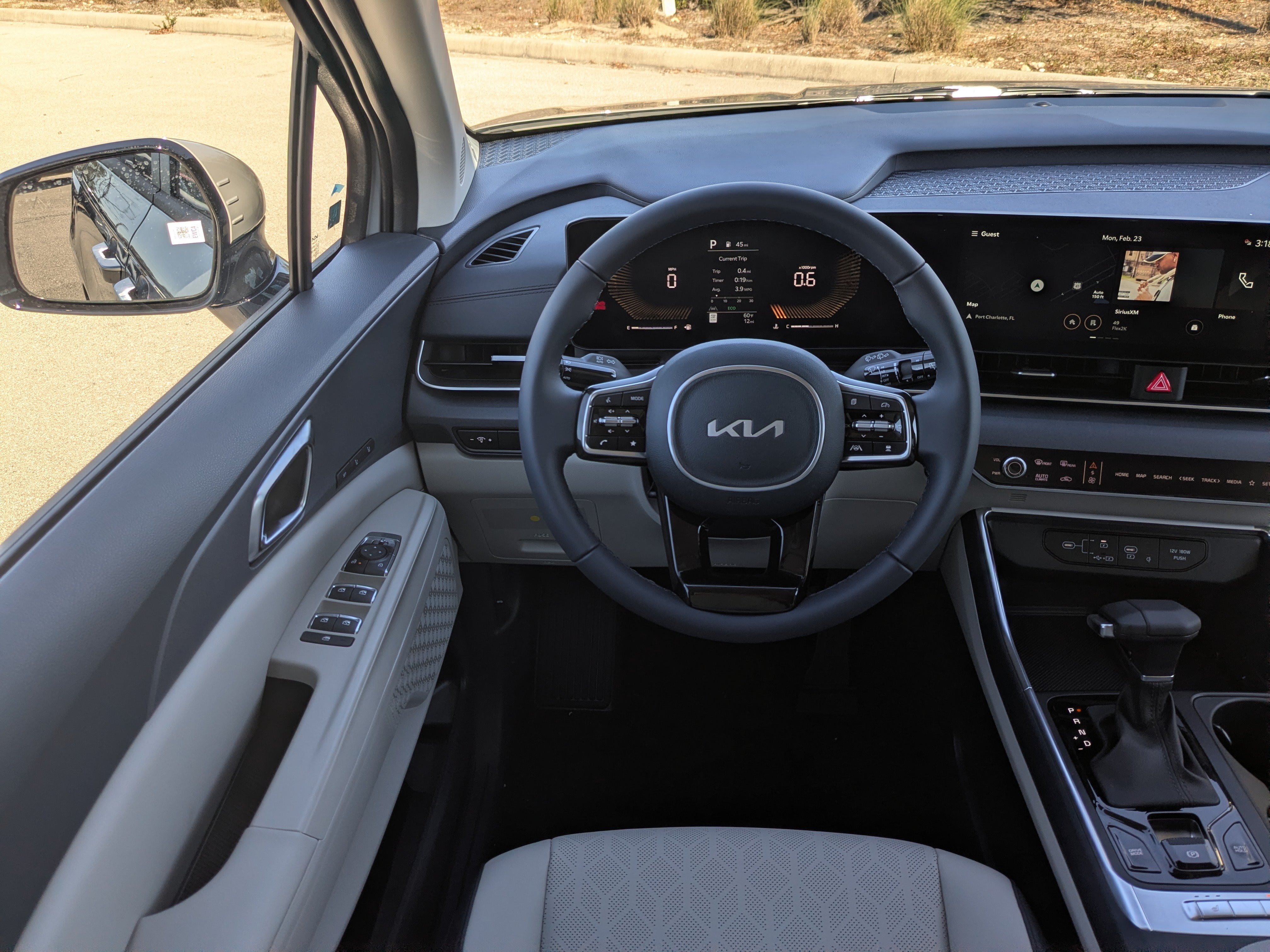 New 2026 Kia Carnival EX FWD image 28