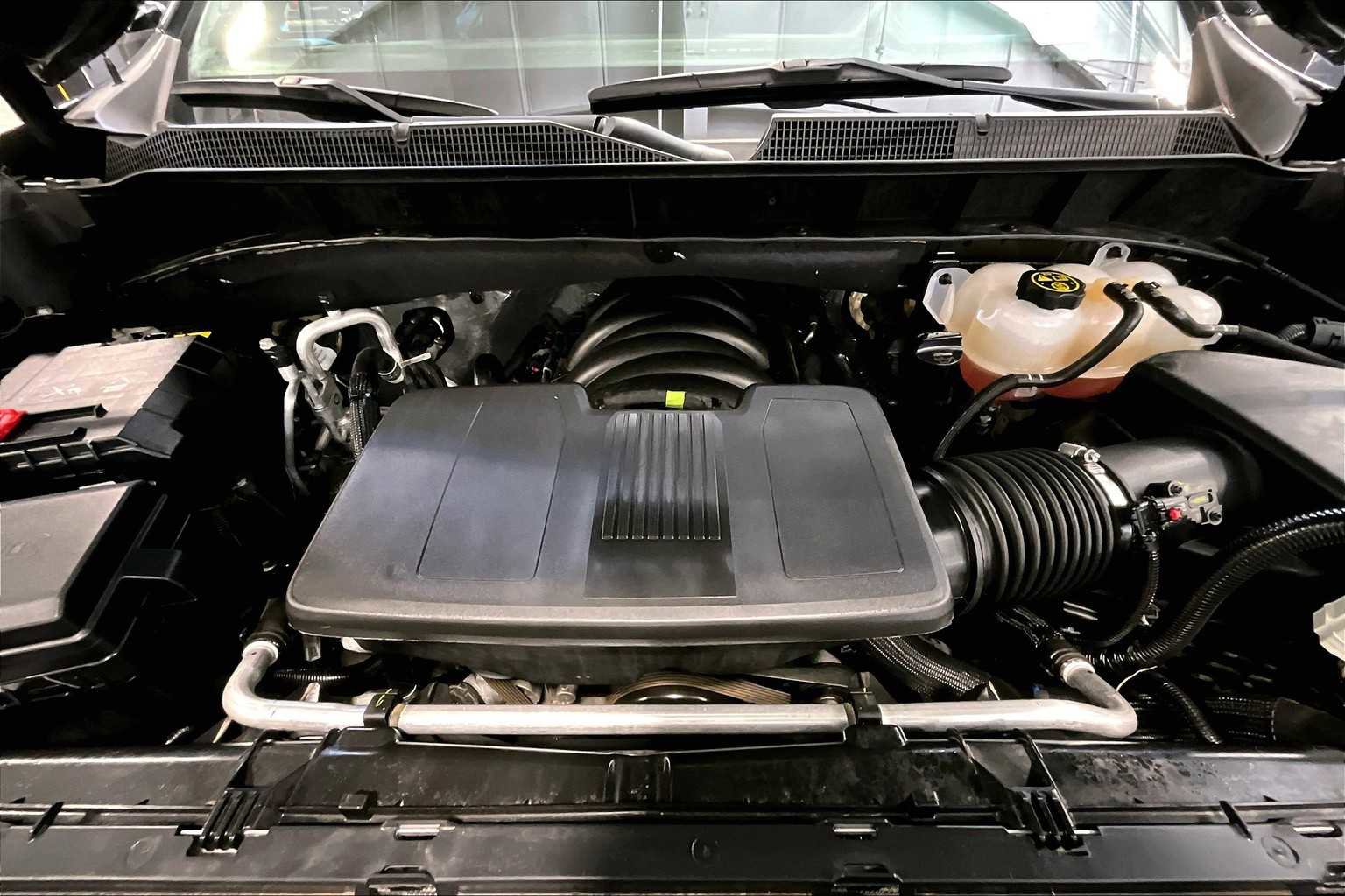 Used 2024 Chevrolet Silverado 1500 RST w/ Z71 Off-Road Package image 30