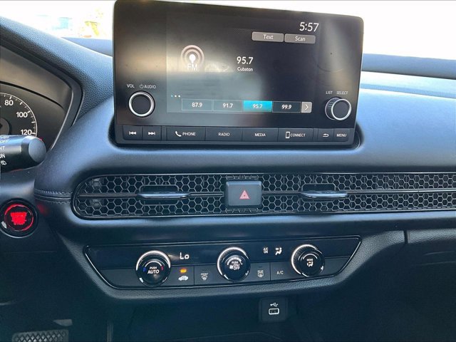 Used 2023 Honda HR-V LX image 24