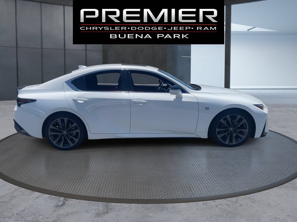 Used 2022 Lexus IS 350 F Sport RWD image 9