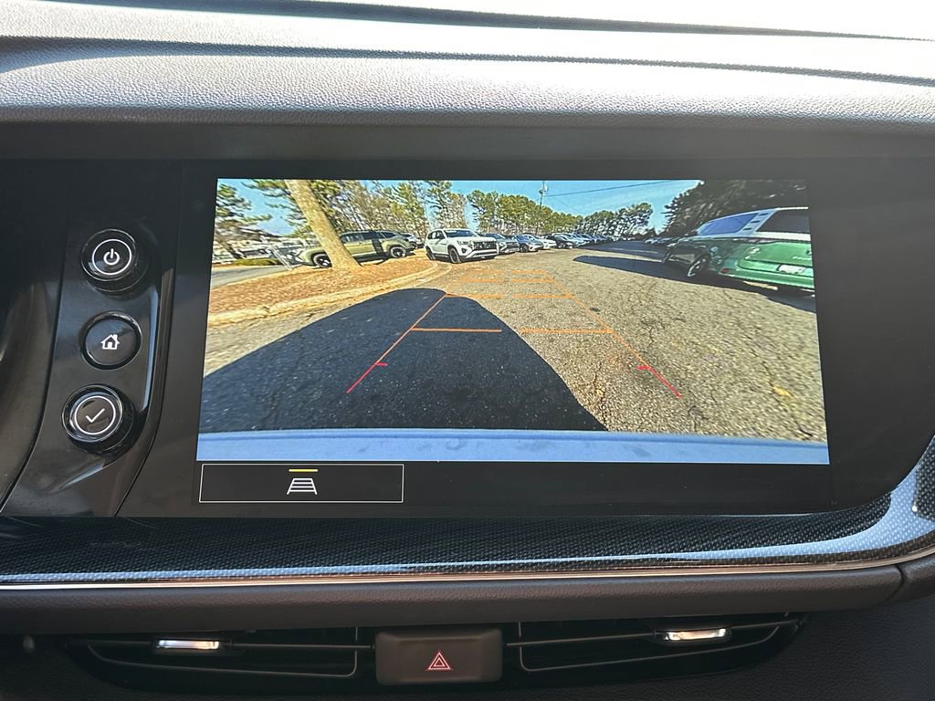 Used 2022 Buick Envision Essence w/ Safety Package FWD image 31