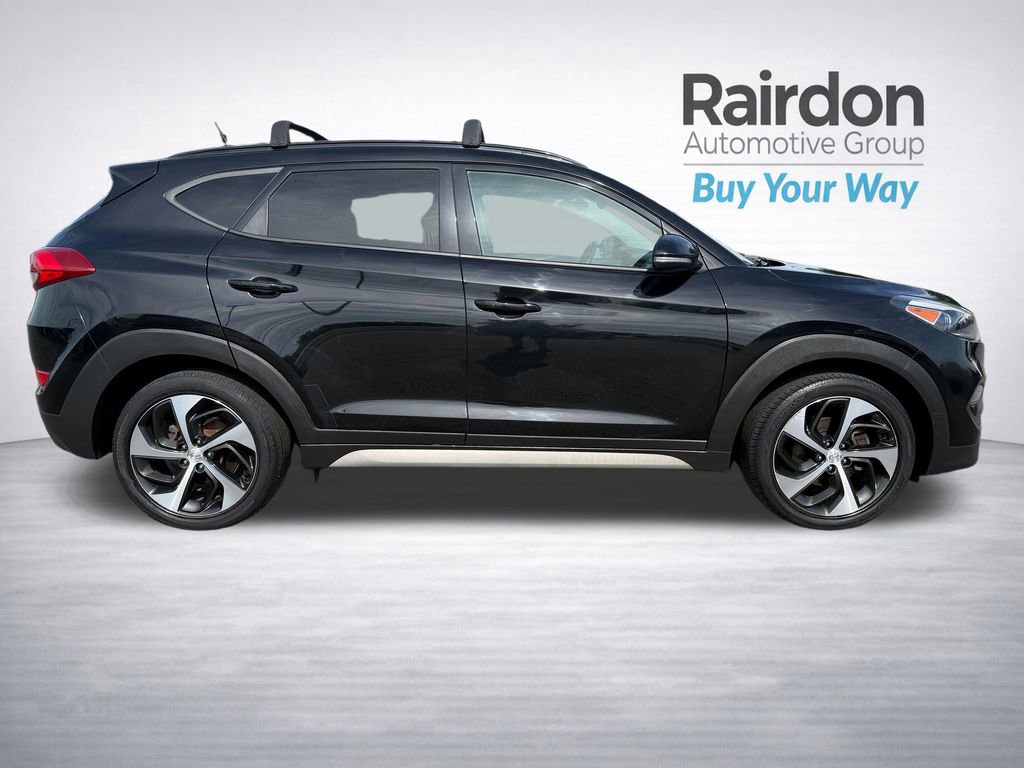 Used 2017 Hyundai Tucson Value AWD/4WD image 9