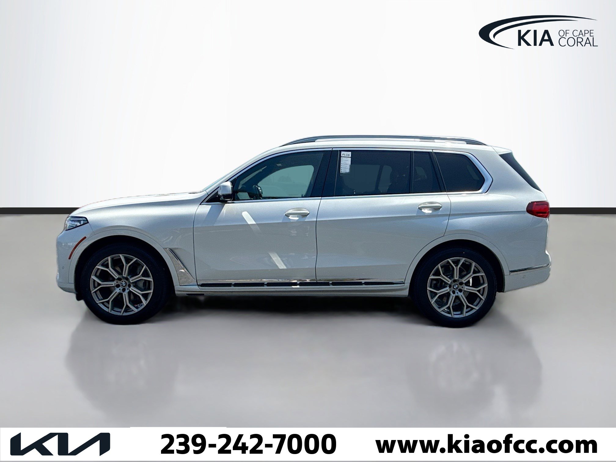 Used 2021 BMW X7 xDrive40i w/ Premium Package image 2