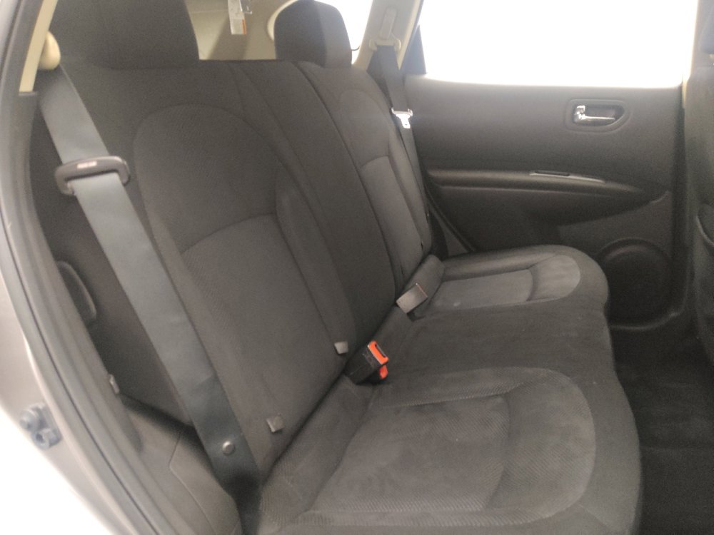 Used 2015 Nissan Rogue S w/ Convenience Package image 19