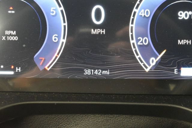 Used 2024 Jeep Grand Cherokee Limited AWD/4WD image 41