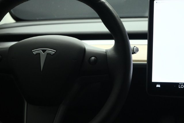 Used 2023 Tesla Model 3 Standard Range RWD image 41