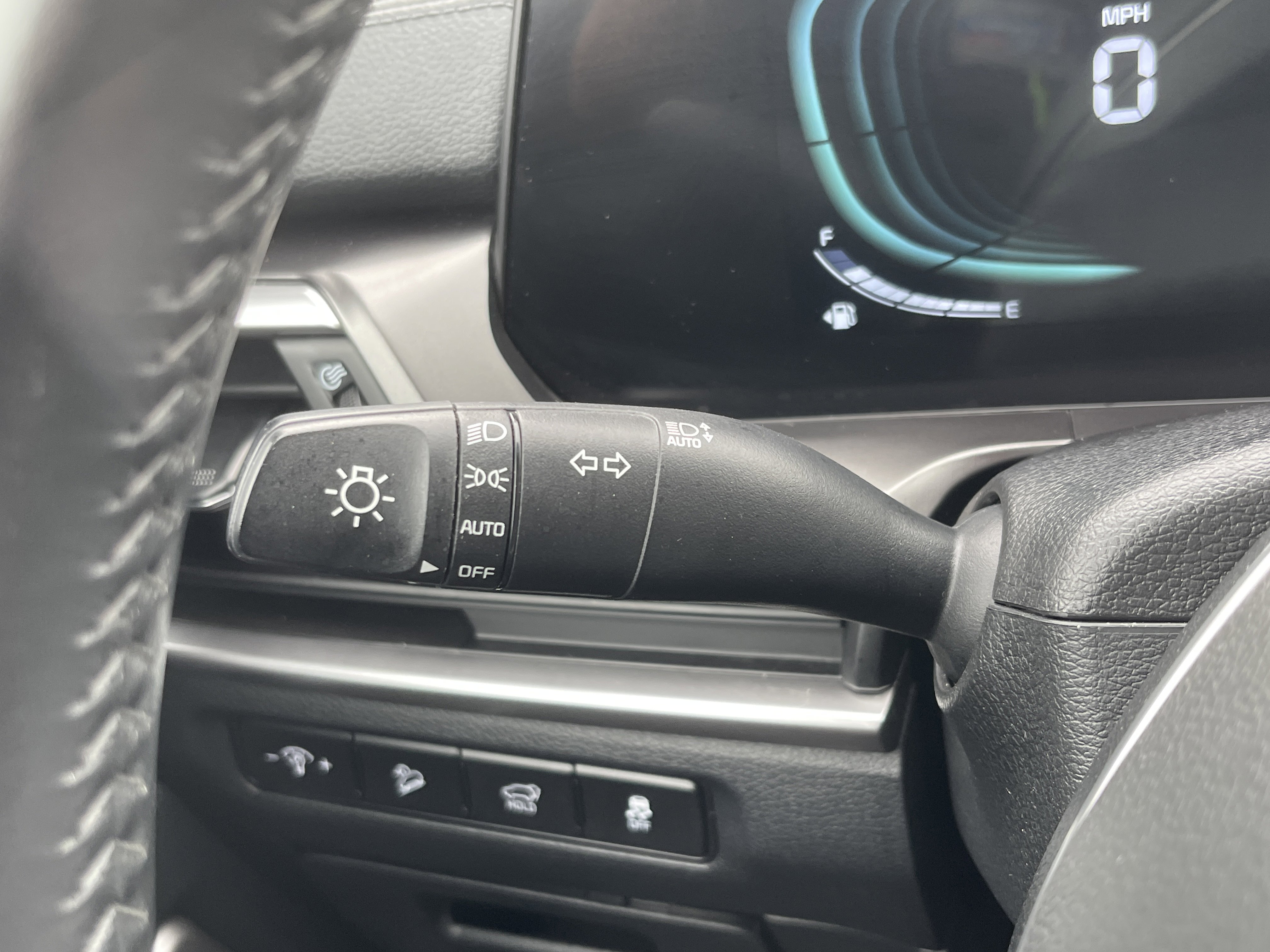 Used 2025 Kia Telluride S image 21