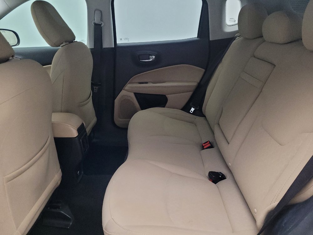 Used 2020 Jeep Compass Sport image 18